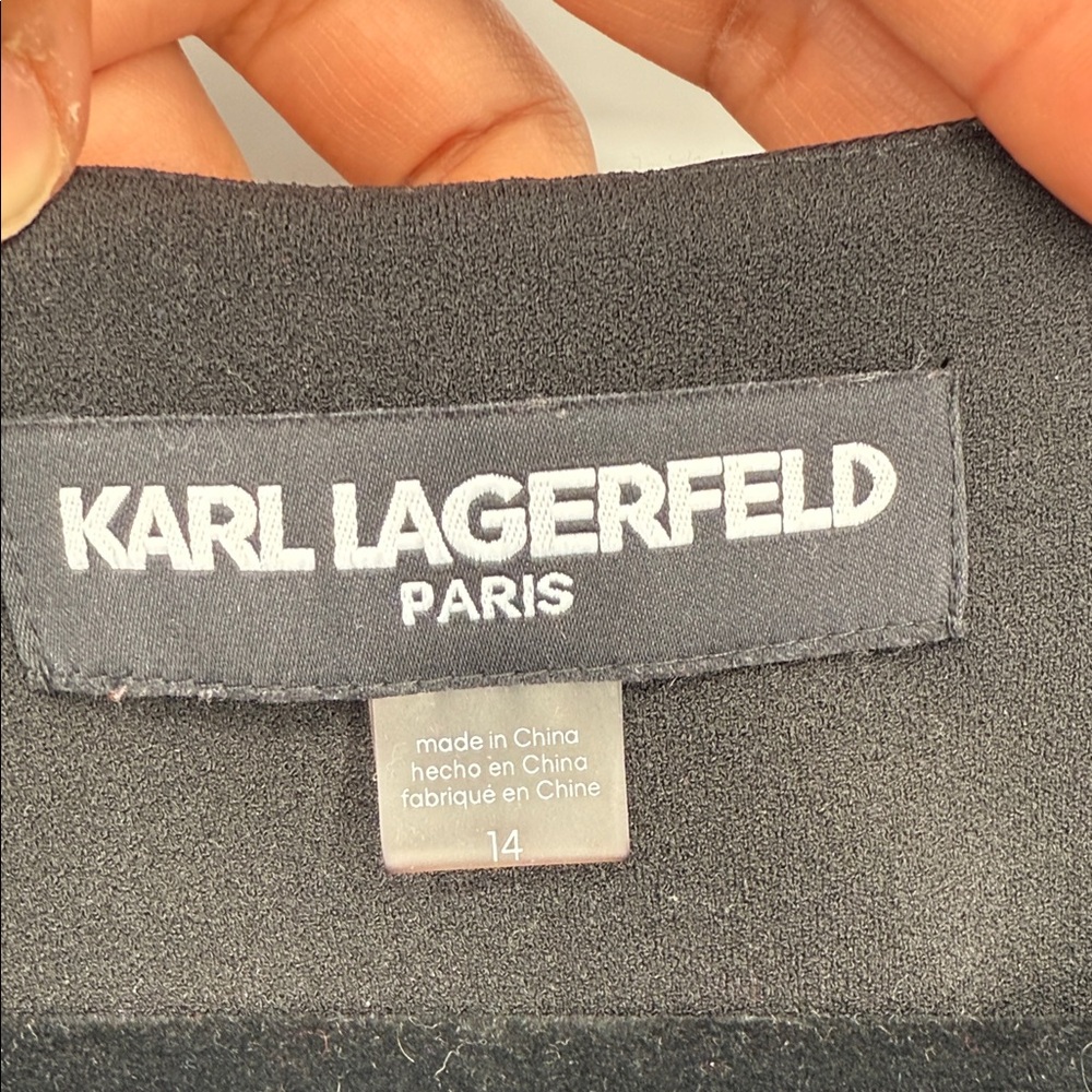 KARL LAGERFELD PARIS mini cape dress size 14 - Picture 2 of 6